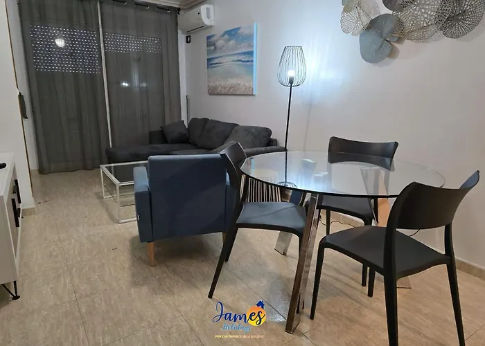 Welcoming Seafront Tv15